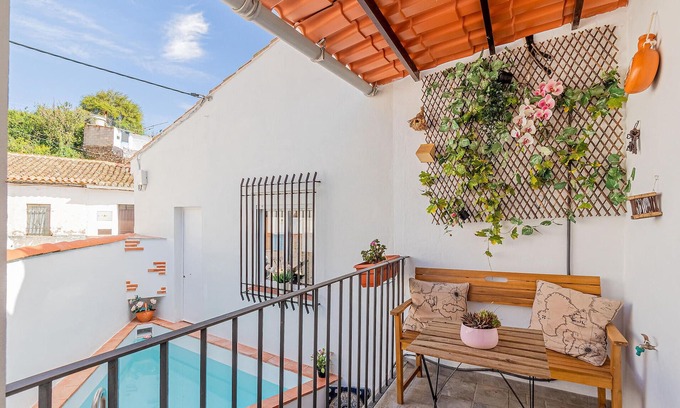 Calabazares Casa | Alojamiento de 3 habitaciones en Cortegana
