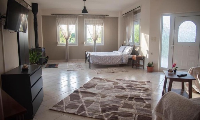 Pamvotida Apartamento | Ioannina Cozy Retreat