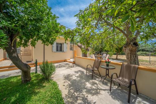 Sami Casa | Ira's House