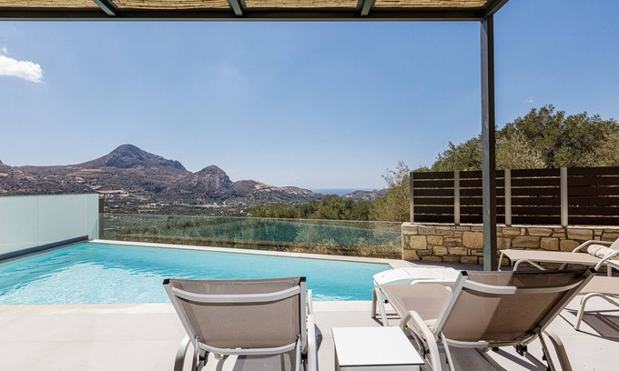 Agios Vasileios Villa | Iraklis 1 - A Stylish Eco Villa near beaches