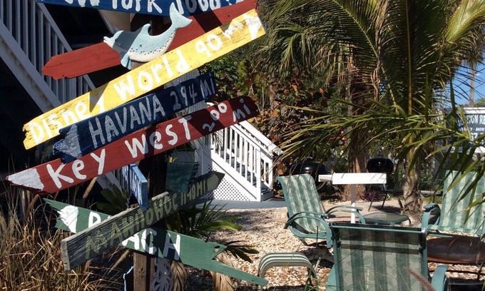 Independence Square Casa | IRB Island Cottages Cottage By The Beach -Bajo En el bulevar Beachsiside of Gulf