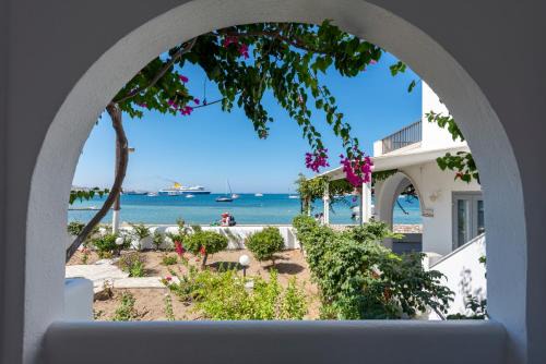 Paros Apartamento | Irene Studios - Beachfront
