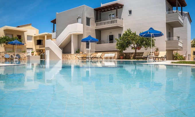 Kato Stalos Apartamento | Irini Stalos Apartments