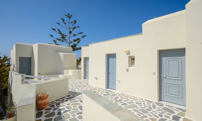 Plaka Casa | Irini Studios