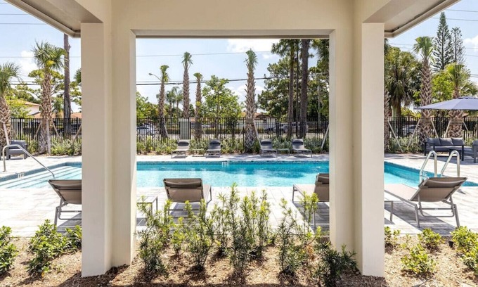 Greenacres Apartamento | 'Iris' at Aviara Green - Modern Apartment & Pool