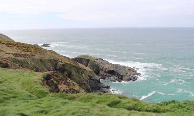 Pendeen Casa | IRIS COTTAGE, character holiday cottage, with open fire in Pendeen