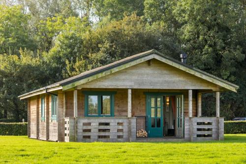 Ampney Crucis Casa | Iris Lodge