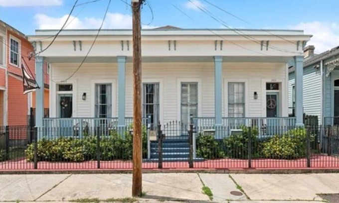 Irish Channel Condominio | Irish Channel 2-bedroom condo within walking distance to Magazine Street!
