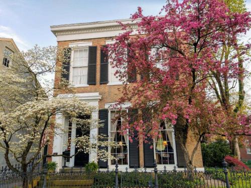 Madison Cama Y Desayuno | Iron Gate Inn