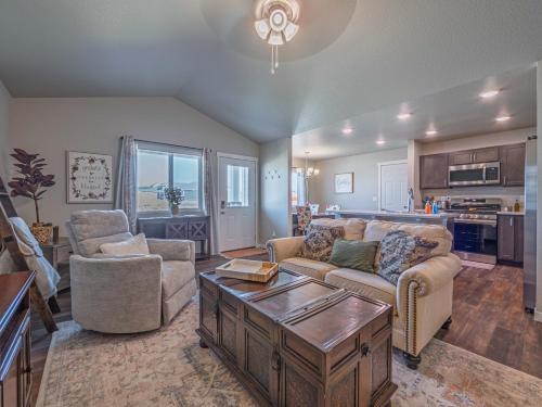 Rapid City Casa | Isaac's Nook in the Hills