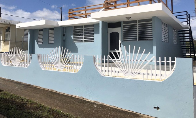 Isabela Apartamento | Isabela Beach Escape-OCEAN, BEACH, RAINFOREST!!!