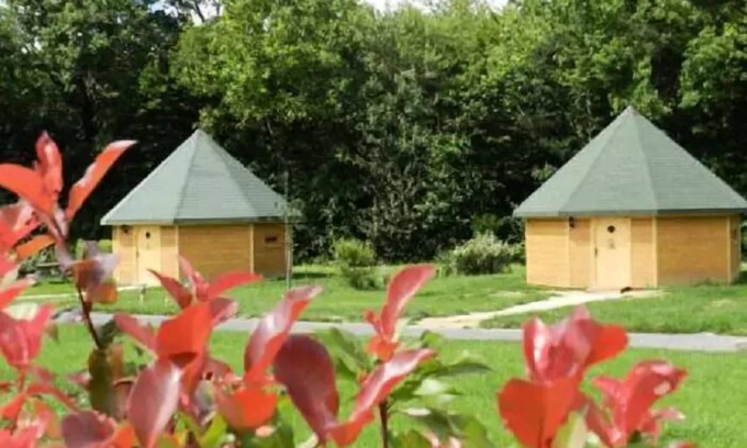 Dienne Cabina | Defiplanet 'en Dienne - Yurta Isba 4/6 Personas
