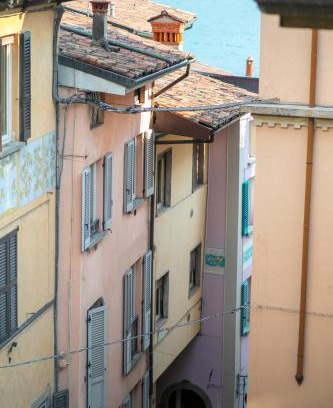 Lovere Old Town Apartamento | IseoLakeRental - La finestra sul lago