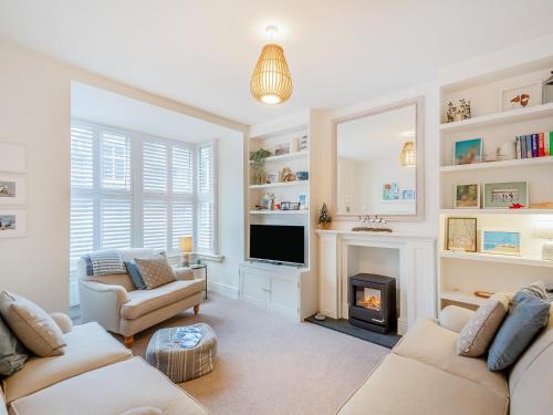 Llanbedr Casa | Isfryn