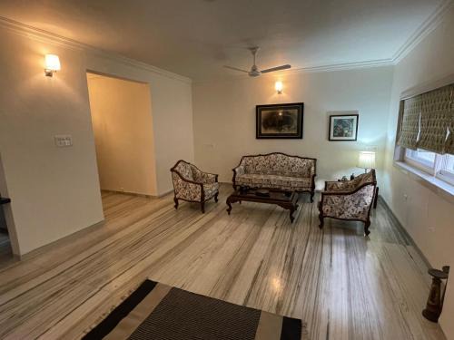 Vadodara Apartamento | Ishan Apartments 3BHK