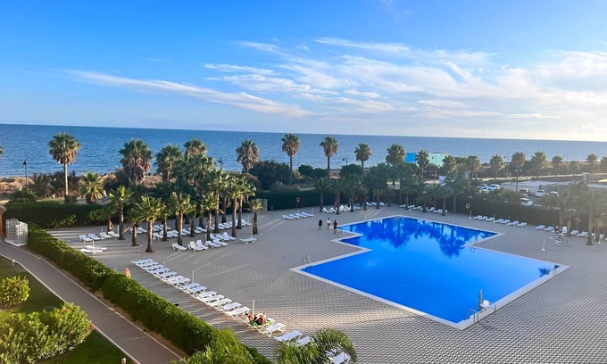Ayamonte Apartamento | Primera Línea de Playa, Parajes naturales. Ideal para familias con niños.