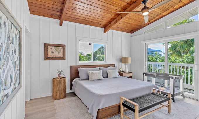 Venetian Shores Casa | Islamorada waterfront villa