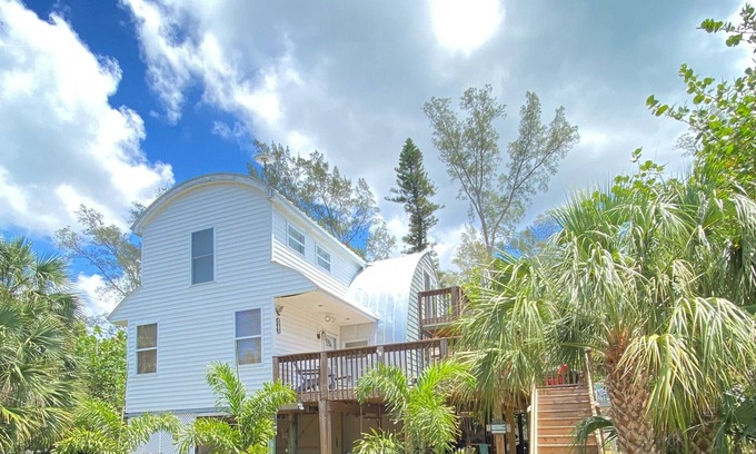 Placida Casa | Island Beach Barn - charming vacation house with bay/dock and beach access