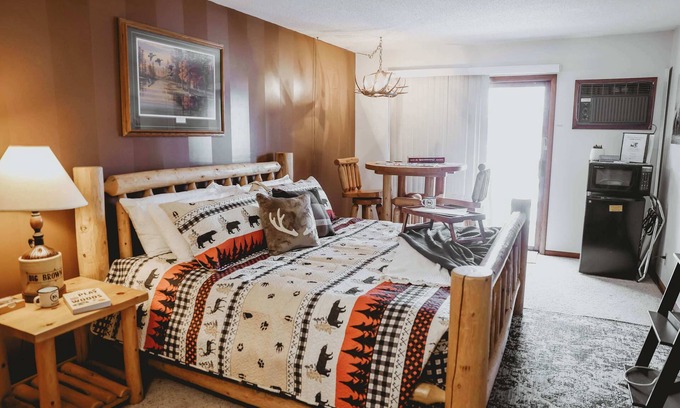 Minocqua Casa | Island Cove #6 - On Lake Minocqua