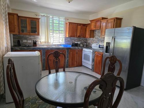 Loubiere Apartamento | Island Gemz Apartment