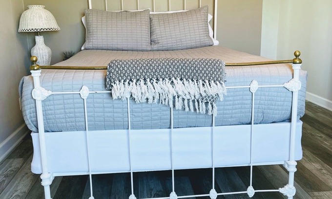 Washington Island Complejo | Island Motel Room w/ Queen Bed