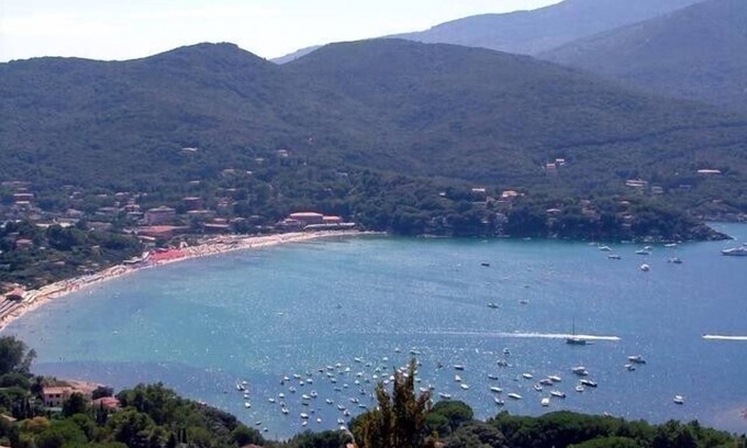 Procchio Apartamento | entre el cielo y el mar a 350 metros de la hermosa playa de Procchio