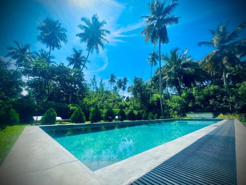 Morakatiyara Hotel | Island tropical retreat