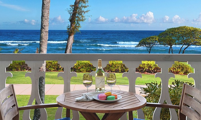 Wailua Condominio | Islander on the Beach 246 Stunning Oceanfront!