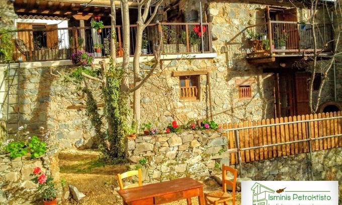 Palaichori Casa | Isminis Holidays Stonehouse-Studio Stavlos