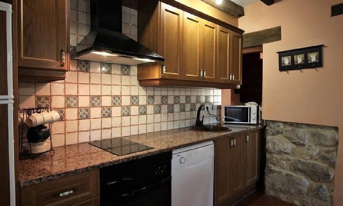 Beuda Cabaña | Apartamento rural con enorme jardín y piscina