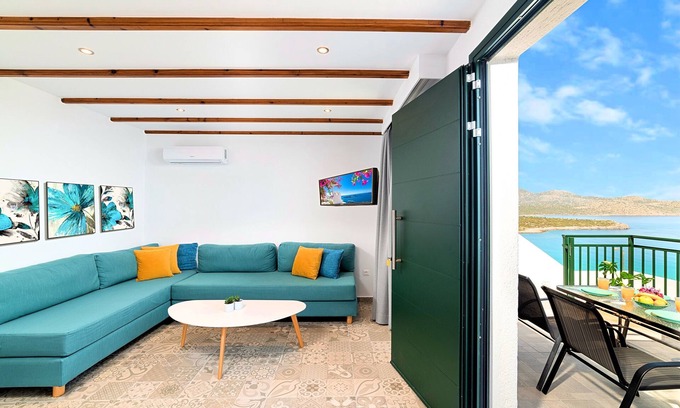 Istron Apartamento | Istron Beachview Maisonette