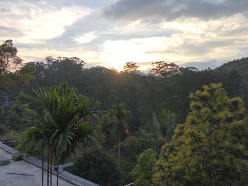 Ambagollapathana Casa | Isuru Homestay