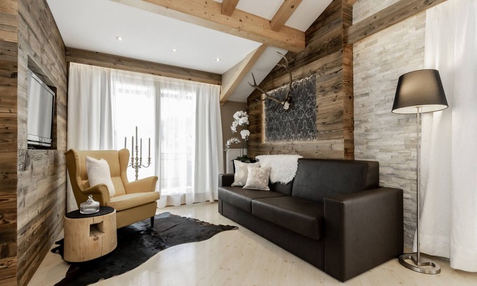 Appiano Sulla Strada del Vino Apartamento | Apartamento vacacional "Apartment Wieser 4" con vistas a la montaña, piscina climatizada y Wi-Fi