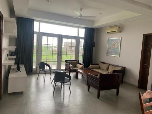 Chandigarh Casa | IT City Homestay-Secure & Comfortable Stay in Mohali