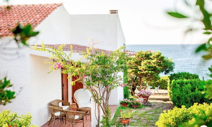 Castelsardo Casa | Villa en el mar en Punta Tramontana con una vista exclusiva del Golfo de Asinara