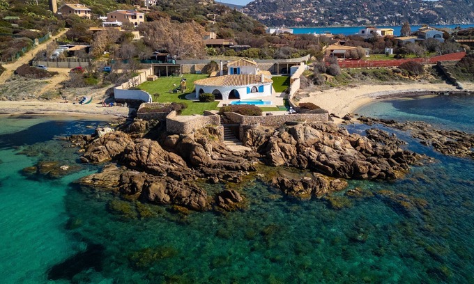 Torre delle Stelle Villa | Villa Di Fiore - seaside oasis with pool and sauna - for 10 guests