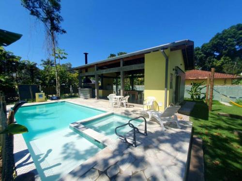 Itamambuca Casa | Itamambuca à beira mar com piscina