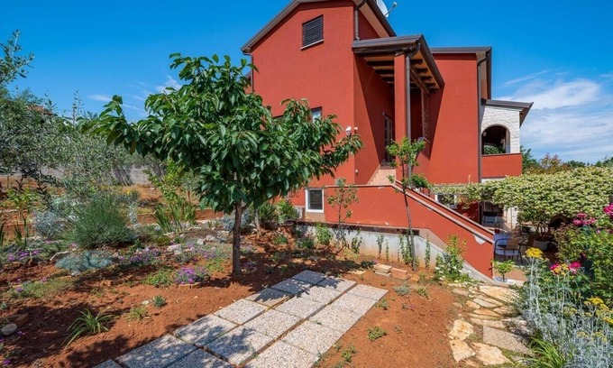 Murine Apartamento | IVA house with apartment