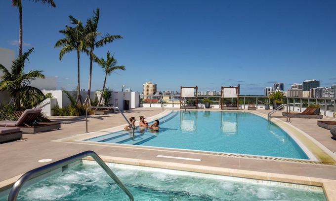 Bay Harbor Islands Apartamento | Ivory on the Bay