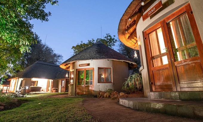 Kruger National Park Cabina | Ivory Wilderness River Rock Lodge