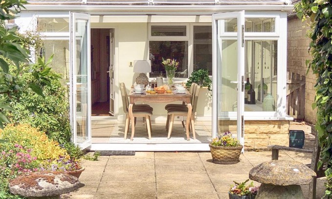 Bourton Casa | Ivy Cottage
