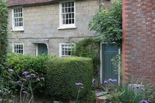 Pulborough Casa | IVY COTTAGE