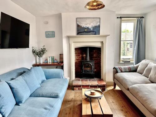Little Walsingham Casa | Ivy Cottage sleeps 6 in style
