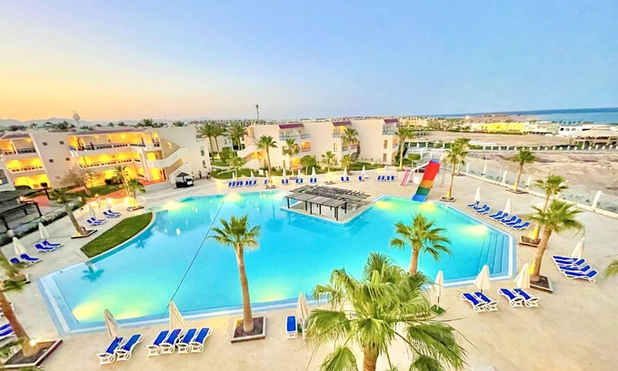 Ras Nasrani Complejo | Ivy Cyrene Island Resort