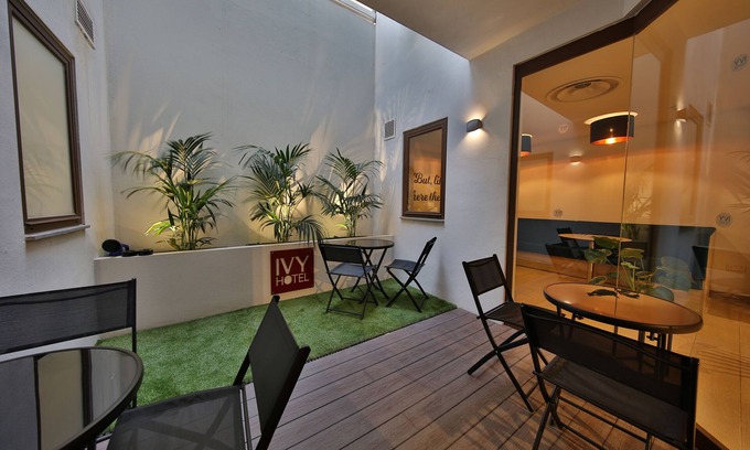 Paceville Hotel | Ivy Hotel - Adults Only