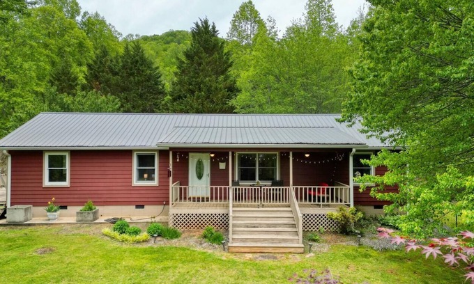 Hiawassee Casa | Ivy Mountain Lookout- Fire pit- Amazing View