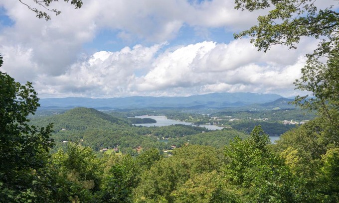 Hiawassee Casa | Ivy Mountain Top