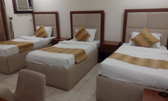 Hera Street Hotel | Iwan AlAndalusia Alsafa2