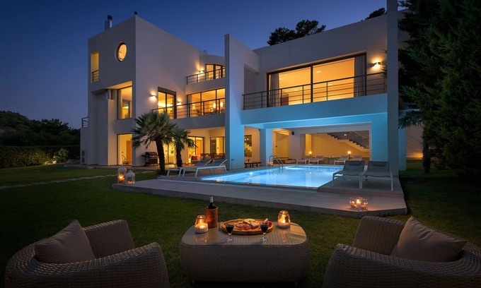 Ixia Villa | Ixian Hilltop Villa