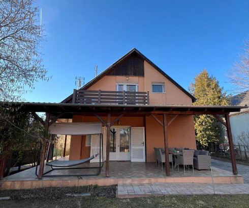 Balatonszarszo Apartamento | Izabella Vendégház